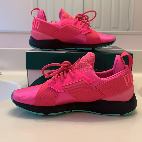 Puma Sneakers - Picture 2 of 8